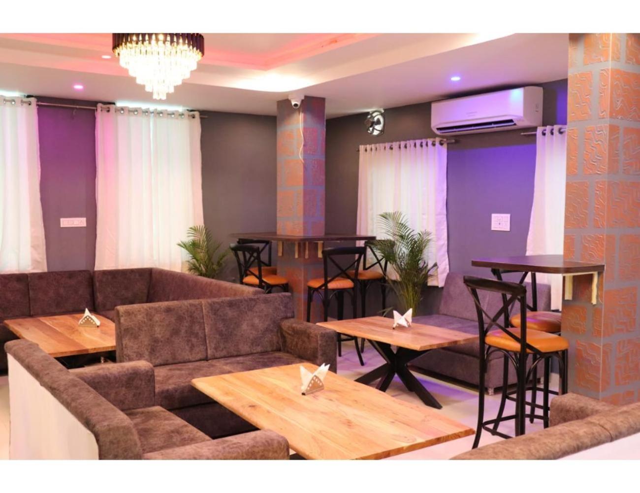 Hotel Dazzle, Jodhpur 조드푸르 외부 사진
